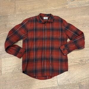 Billabong Flannel Shirt Mens Large red Plaid Long Slv Button Up Core Fit